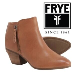 Frye Judith Double Zip Wheat Brown Leather Ankle Booties/Boot NWT Size 7…